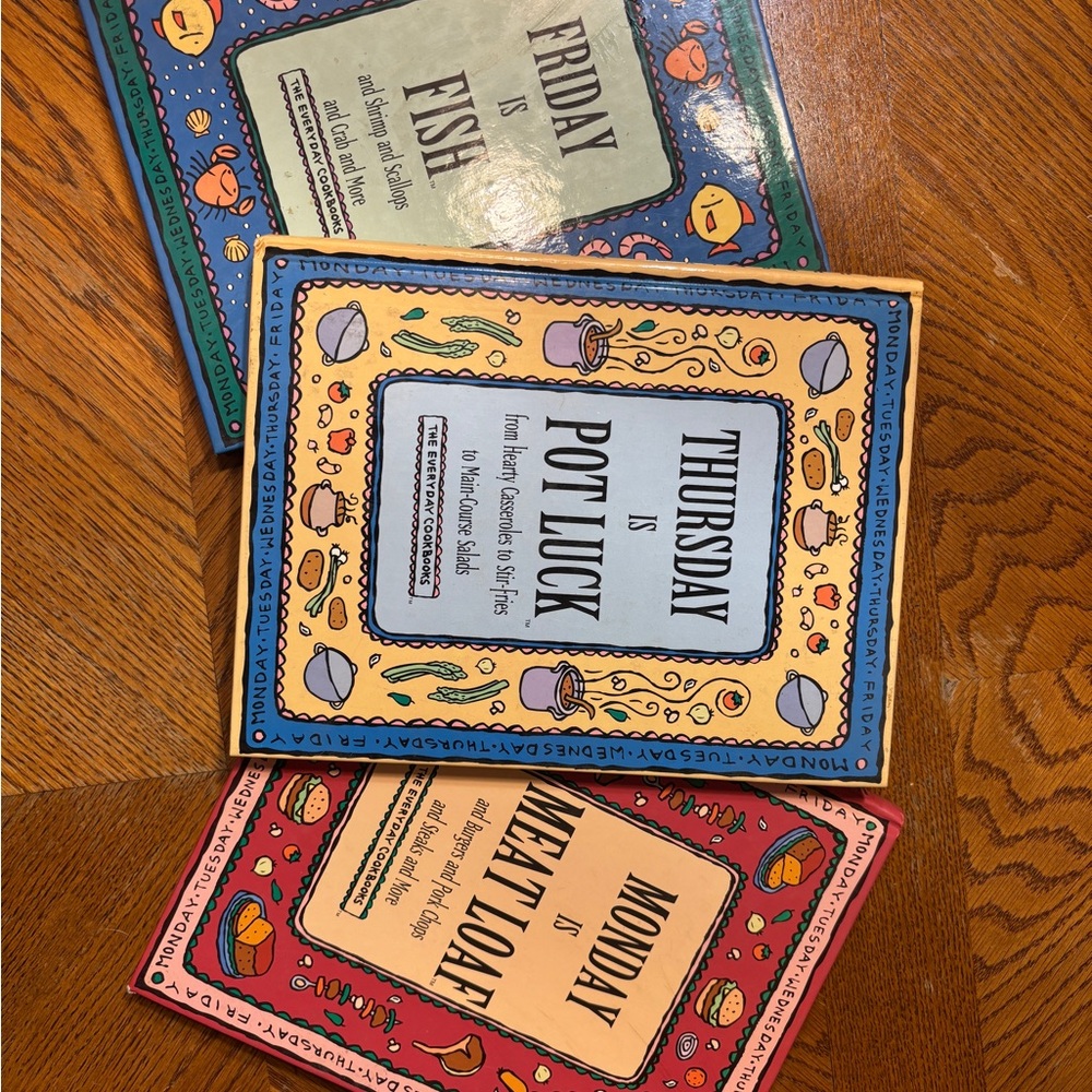 Set of 3 vintage cookbooks!